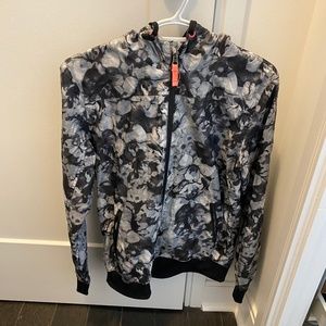 Great Condition - Women's Floral Zip Up Windbreaker - Size Small